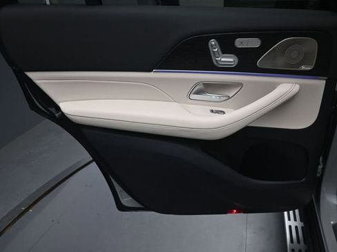 New 2026 Mercedes-Benz GLS 450 4MATIC image 23