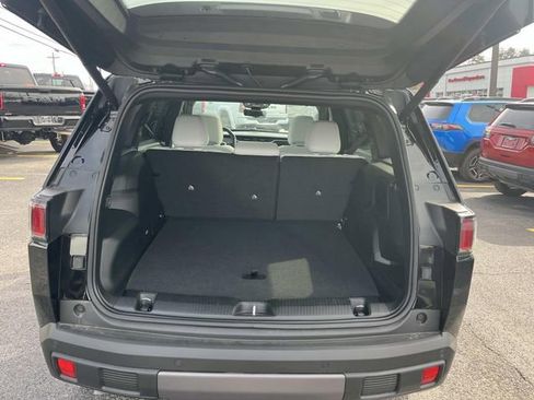 New 2026 Jeep Cherokee Overland w/ Advanced Pro Tech Group image 11