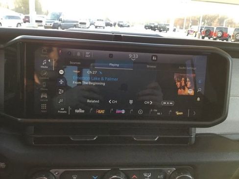 New 2026 Jeep Gladiator Sport AWD/4WD image 26