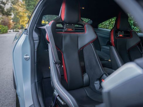 Used 2023 BMW M4 CSL image 66