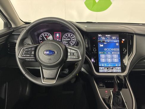 Used 2025 Subaru Outback Premium AWD/4WD image 8