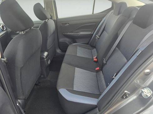 Used 2025 Nissan Versa SV FWD image 11