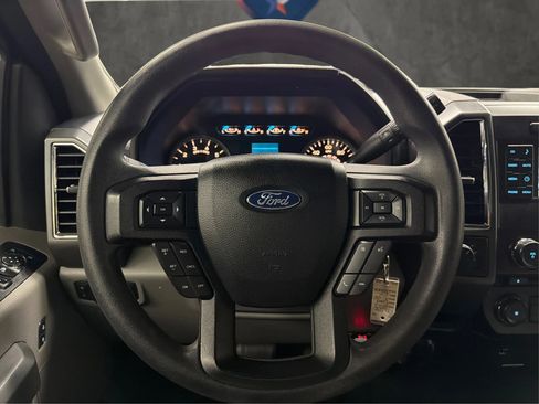 Used 2017 Ford F150 XLT AWD/4WD image 28
