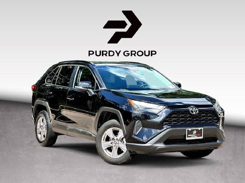 Certified 2025 Toyota RAV4 XLE AWD/4WD image 1