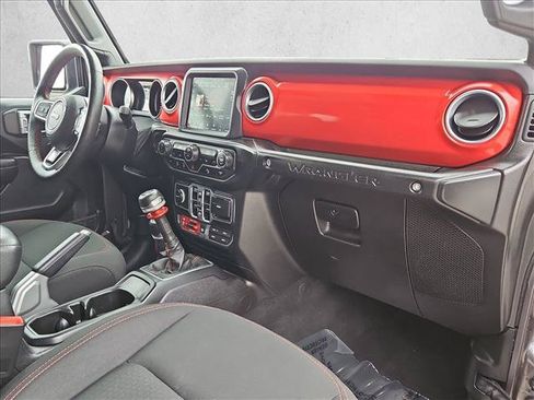 Used 2018 Jeep Wrangler Unlimited Rubicon AWD/4WD image 21