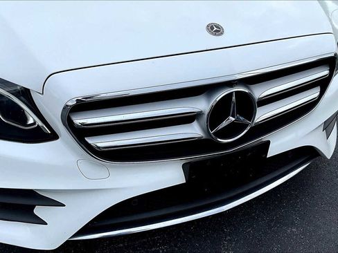Used 2019 Mercedes-Benz E 300 image 29