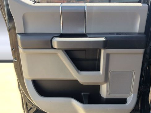 Used 2018 Ford F150 XLT w/ Equipment Group 301A Mid RWD image 24