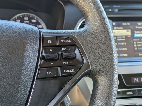 Used 2016 Hyundai Sonata SE w/ Cargo Package image 19