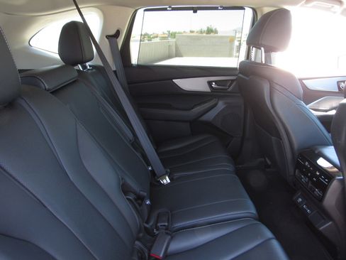 Certified 2023 Acura MDX FWD w/ Technology Package image 12