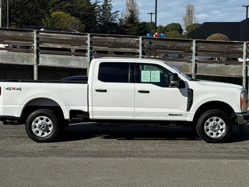 Certified 2023 Ford F350 XLT image 3