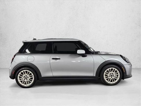 Certified 2025 MINI Cooper S FWD image 4