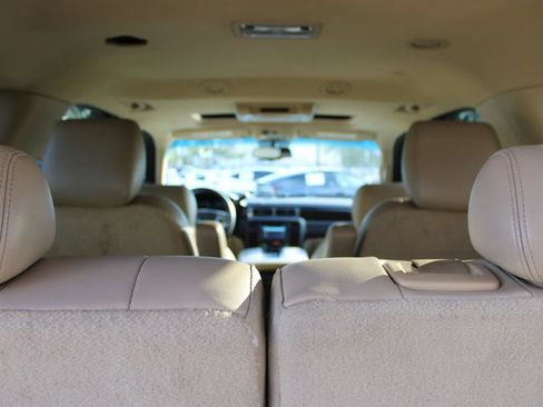 Used 2013 GMC Yukon Denali AWD/4WD image 38