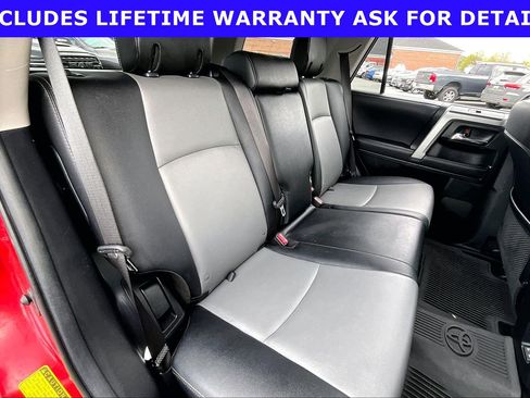Used 2022 Toyota 4Runner SR5 Premium AWD/4WD image 23