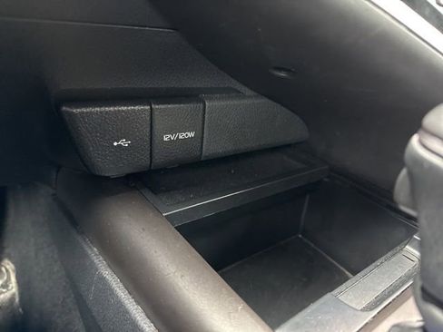 Used 2024 Toyota Camry SE image 17