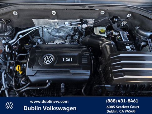 Certified 2021 Volkswagen Atlas Cross Sport SE w/ Panoramic Sunroof Package image 27