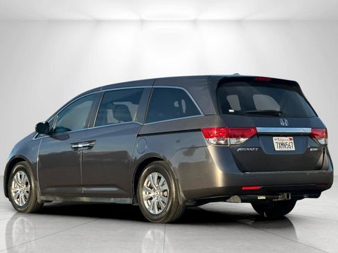 Used 2016 Honda Odyssey SE image 5