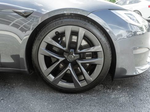 Used 2021 Tesla Model S Plaid AWD/4WD image 4