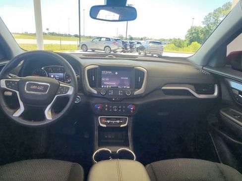 Used 2022 GMC Terrain SLE w/ Driver Convenience Package FWD image 20