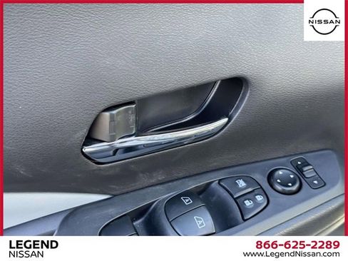 Certified 2024 Nissan Kicks SR w/ SR Premium Package image 15