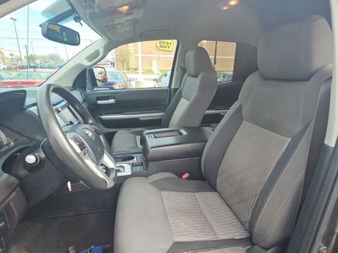 Used 2014 Toyota Tundra SR5 w/ TRD Off Road Package AWD/4WD image 26