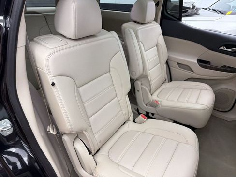 Used 2023 GMC Acadia Denali w/ Black Diamond Edition image 26