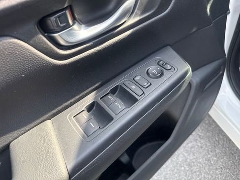 Used 2023 Honda CR-V Sport image 10