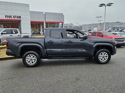 Used 2024 Toyota Tacoma SR5 image 12