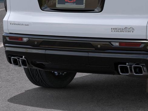 New 2026 Chevrolet Traverse High Country FWD image 14