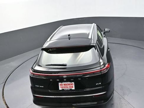 Certified 2025 Toyota Crown Signia AWD/4WD image 27