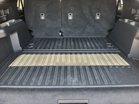 Certified 2025 Toyota 4Runner Limited AWD/4WD image 25