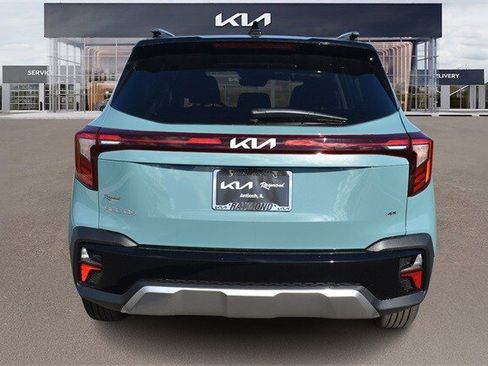 New 2026 Kia Seltos S image 4