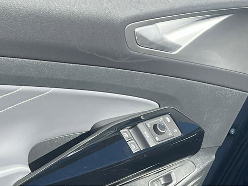 New 2026 Volkswagen ID.4 Pro S Plus AWD/4WD image 22