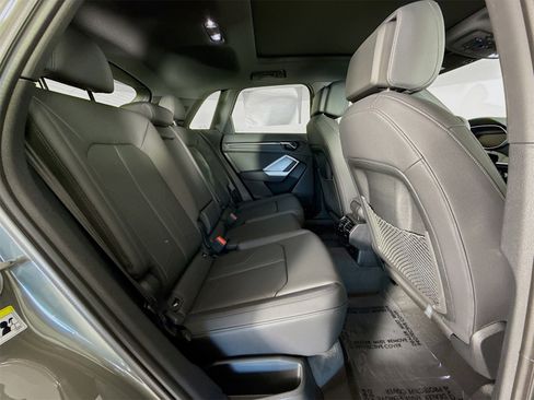 New 2025 Audi Q3 2.0T Premium image 27