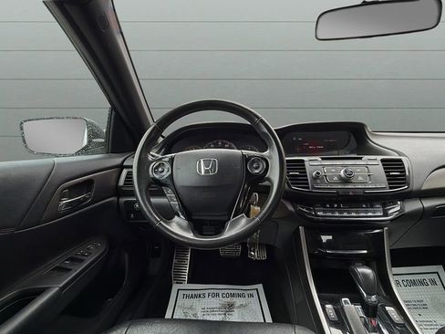 Used 2017 Honda Accord Sport Special Edition image 11