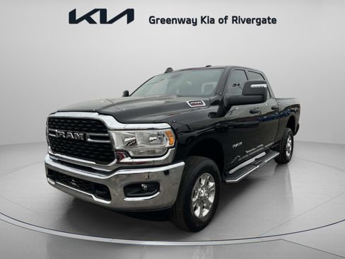 Used 2024 RAM 2500 Big Horn image 3