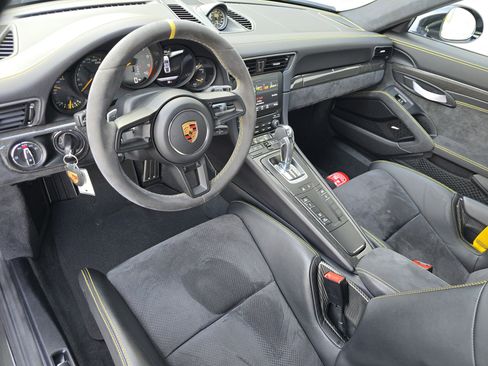 Certified 2019 Porsche 911 GT3 RS image 4