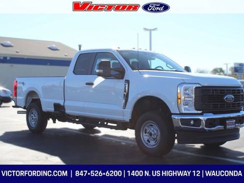 New 2026 Ford F250 XL w/ XL Chrome Package image 4