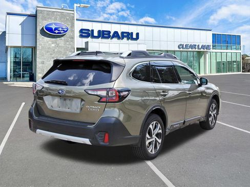 Used 2022 Subaru Outback Touring AWD/4WD image 6