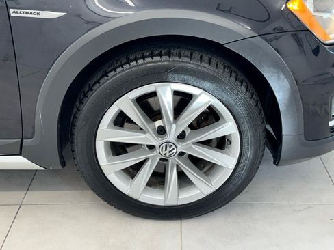 Used 2017 Volkswagen Golf Alltrack SEL AWD/4WD image 43