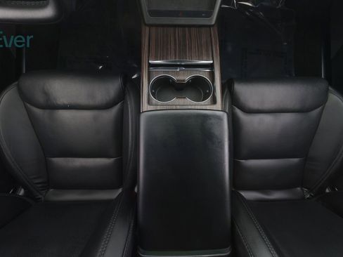 Used 2022 Tesla Model S image 27