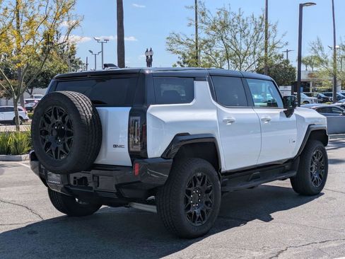 New 2026 GMC Hummer EV SUV image 5
