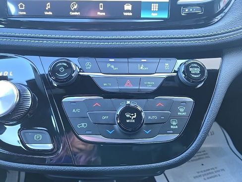 New 2026 Chrysler Pacifica Select w/ S Appearance Package image 56