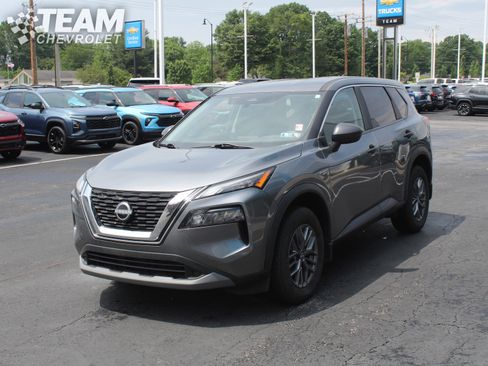 Used 2023 Nissan Rogue S AWD/4WD image 8