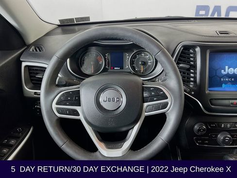 Used 2022 Jeep Cherokee Latitude image 14