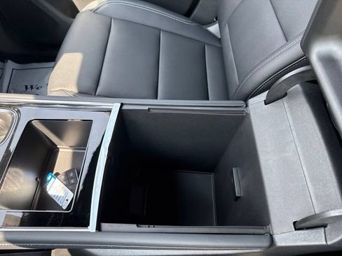 New 2026 Chevrolet Traverse LT AWD/4WD image 32