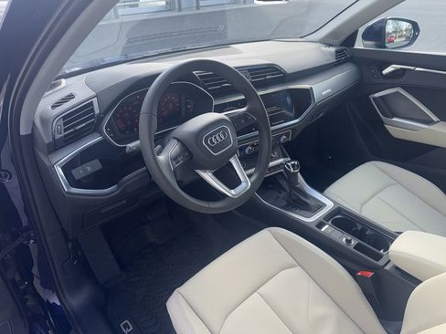 Certified 2025 Audi Q3 2.0T Premium Plus w/ Premium Plus Package image 28