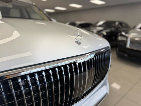 Used 2020 Mercedes-Benz GLS 450 4MATIC w/ Acoustic Comfort Package image 37