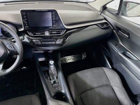 Used 2020 Toyota C-HR LE image 24