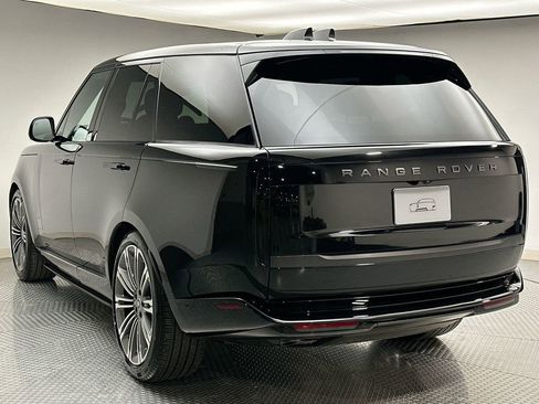 Used 2025 Land Rover Range Rover SE AWD/4WD image 11