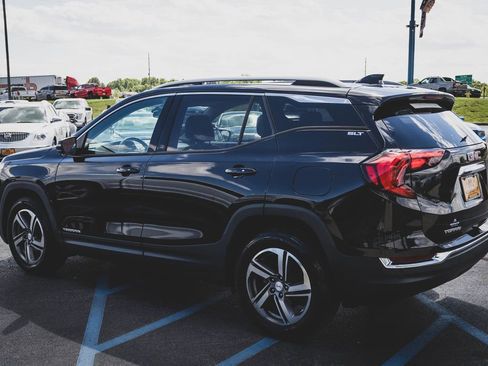 Used 2018 GMC Terrain SLT w/ Preferred Package AWD/4WD image 25